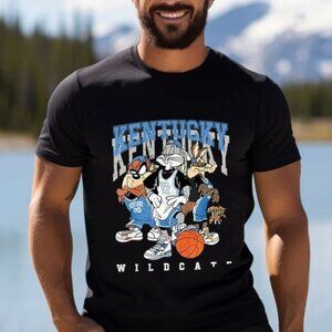 Kentucky Wildcats Looney Tunes Retro Basketball Fan T-Shirt 81